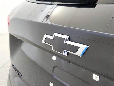 Used 2024 Chevrolet Blazer LT w/ Midnight/Sport Edition FWD image 33