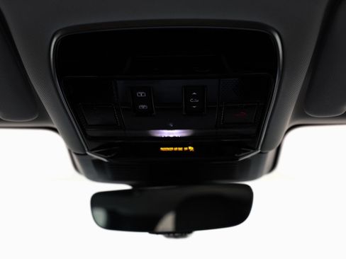 Used 2023 Land Rover Range Rover Sport SE AWD/4WD image 33