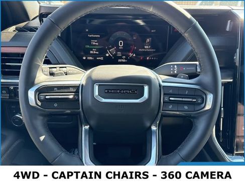 Used 2025 GMC Yukon Denali image 5