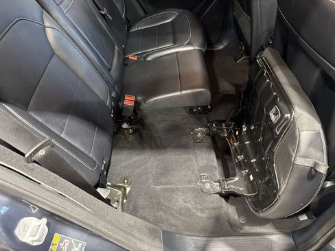 Used 2014 Mercedes-Benz ML 350 4MATIC image 89