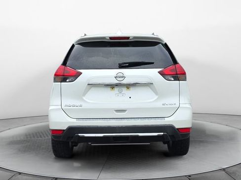 Used 2017 Nissan Rogue SV w/ SV Premium Package AWD/4WD image 4