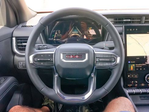 Used 2026 GMC Terrain Elevation image 33