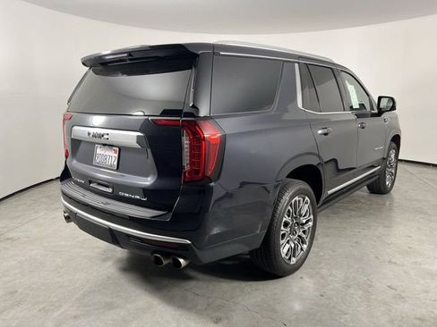 Used 2023 GMC Yukon Denali AWD/4WD image 8