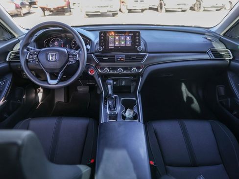 Used 2018 Honda Accord EX image 26