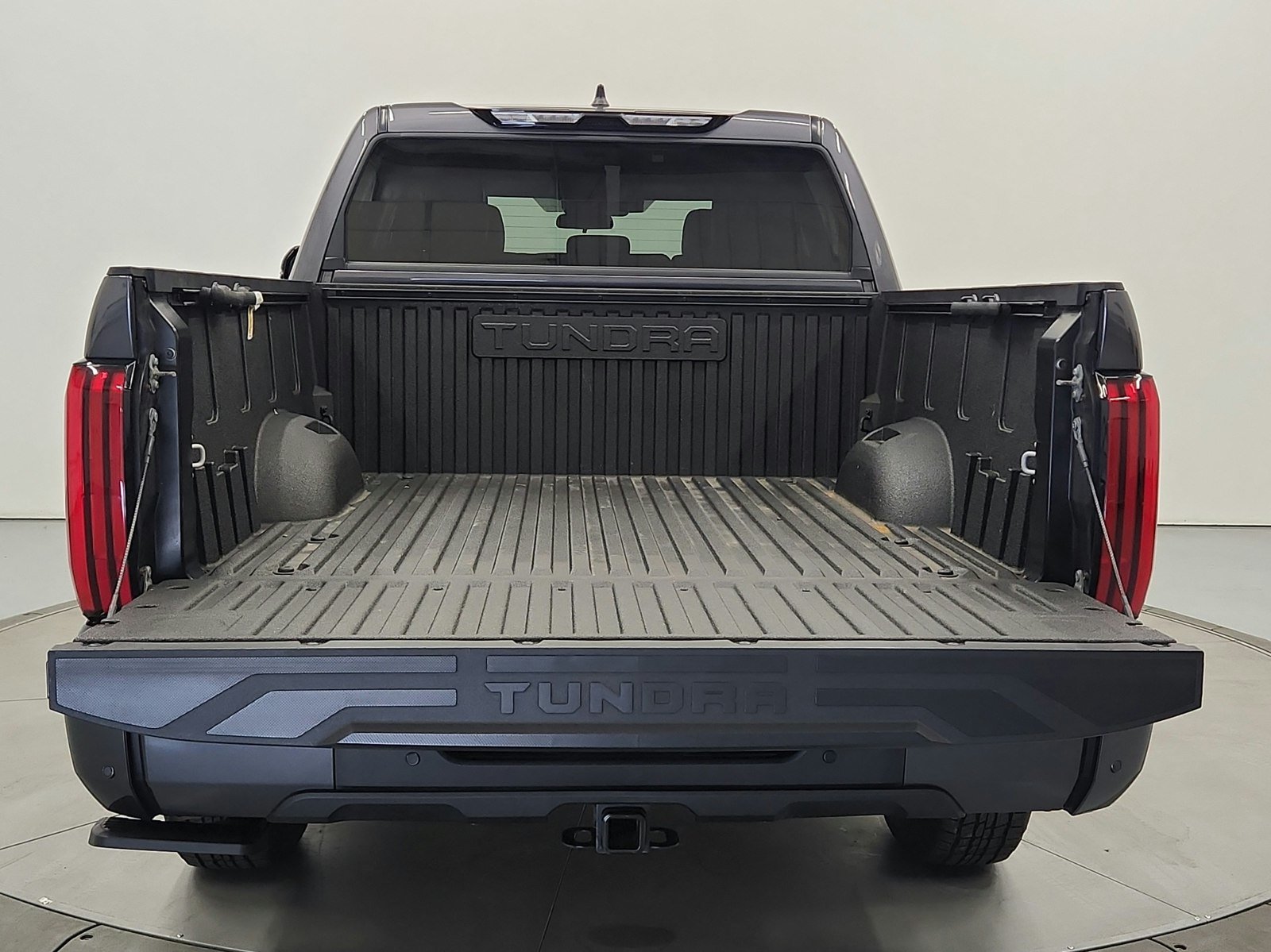 Used 2024 Toyota Tundra SR5 w/ SR5 Convenience Package AWD/4WD image 45