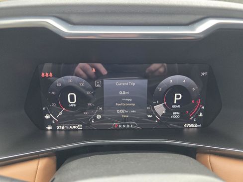 Used 2024 GMC Canyon AT4 w/ Canyon Safety Plus Package image 16