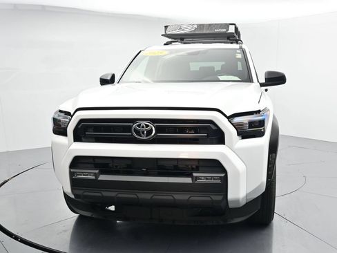Used 2025 Toyota 4Runner SR5 AWD/4WD image 3