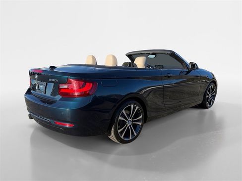 Used 2017 BMW 230i xDrive Convertible image 3