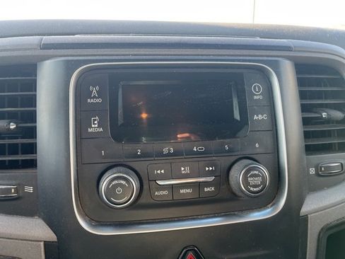 Used 2017 RAM 3500 Tradesman w/ Chrome Appearance Group image 18