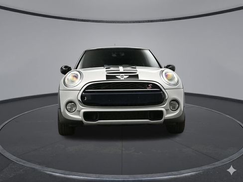 Used 2018 MINI Cooper S image 35