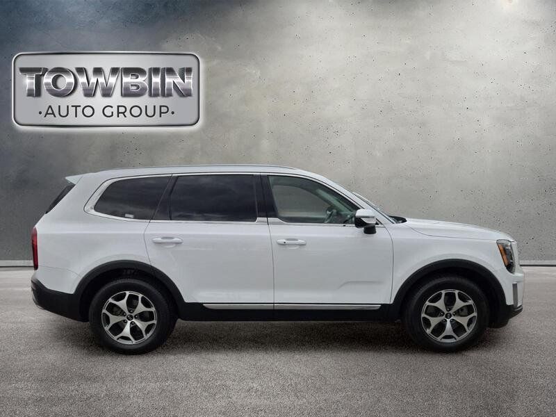 Certified 2021 Kia Telluride EX FWD image 3