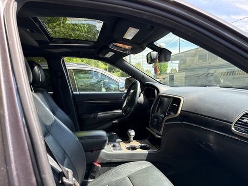 Used 2014 Jeep Grand Cherokee Limited AWD/4WD image 9
