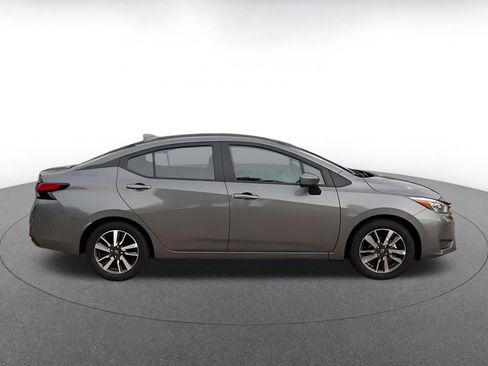 Used 2025 Nissan Versa SV FWD image 16
