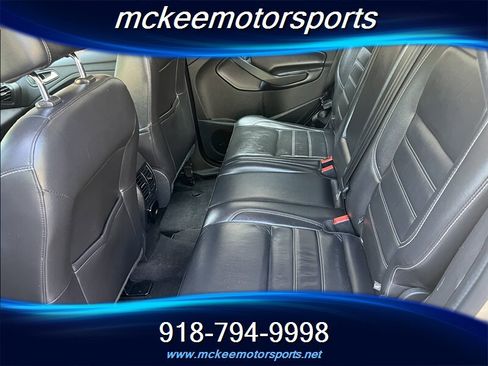 Used 2017 Ford C-MAX Titanium w/ Equipment Group 301A FWD image 6