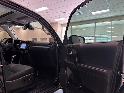 Certified 2023 Toyota 4Runner TRD Off-Road Premium w/ Off Road Premium Plus Package AWD/4WD image 29