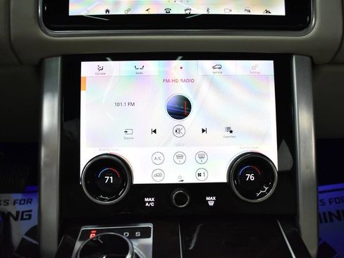 Used 2020 Land Rover Range Rover HSE image 30