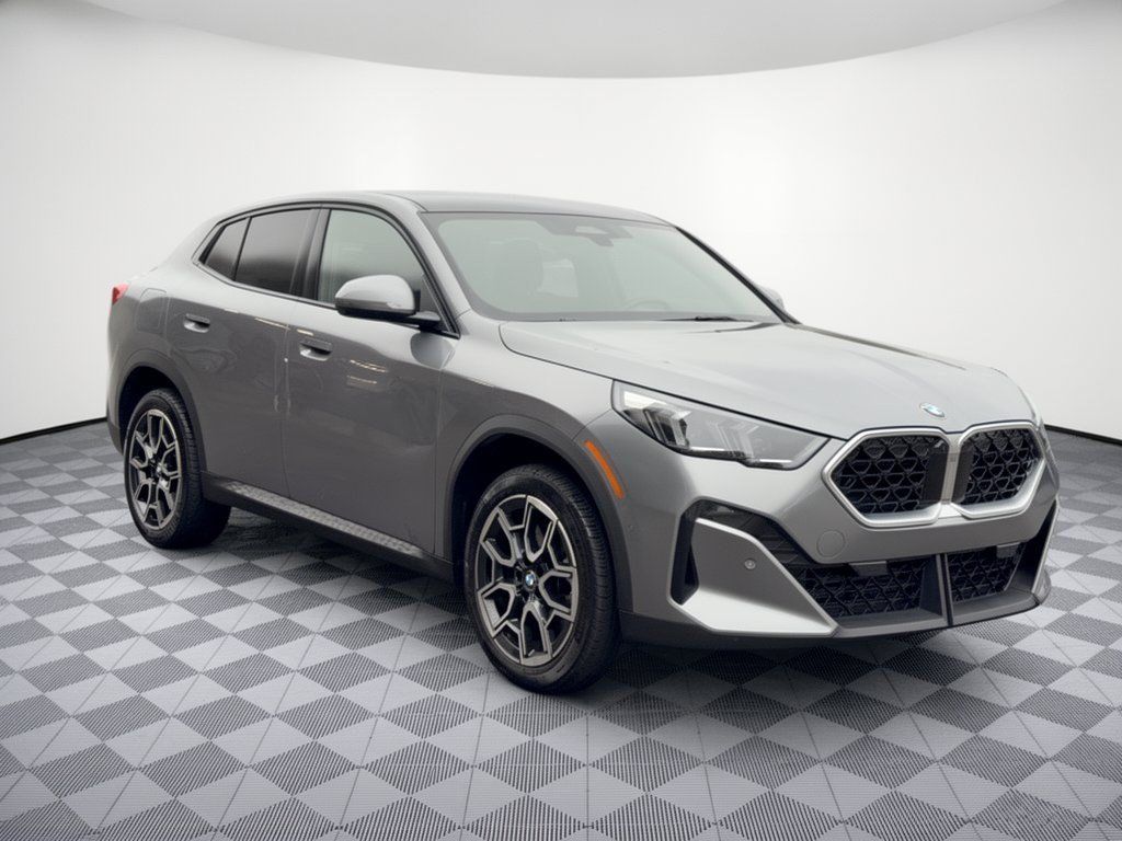 Certified 2026 BMW X2 xDrive28i w/ Technology Package AWD/4WD image 7