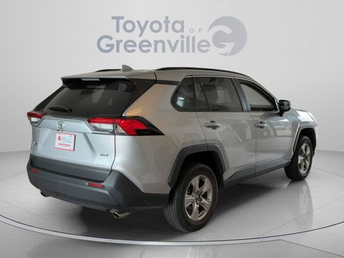 Used 2025 Toyota RAV4 XLE FWD image 6