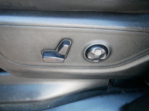 Used 2020 RAM 1500 Big Horn image 16