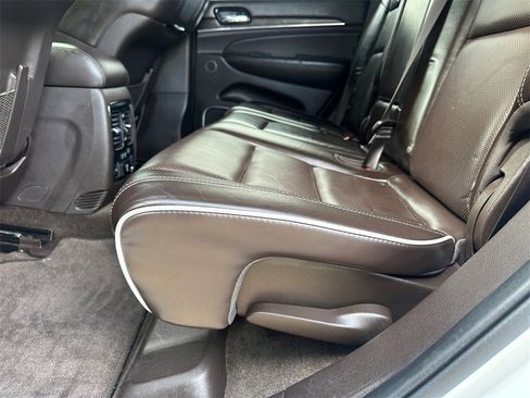 Used 2019 Jeep Grand Cherokee Overland image 41