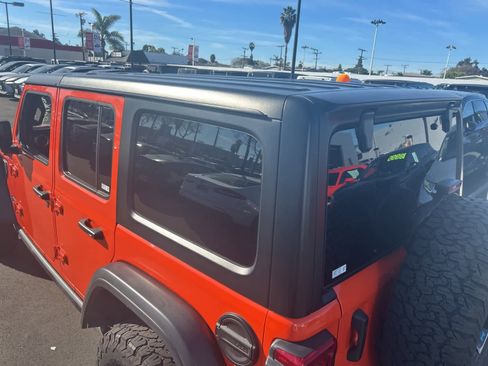 Used 2023 Jeep Wrangler Unlimited Rubicon 4xe w/ Steel Bumper Group image 19