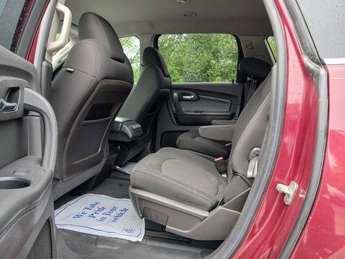 Used 2011 Chevrolet Traverse LT w/ Personal Connectivity Package image 12