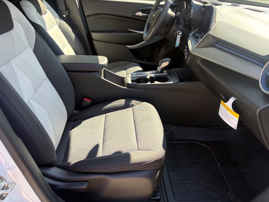 New 2026 Chevrolet Trax LS w/ Driver Confidence Package FWD image 25