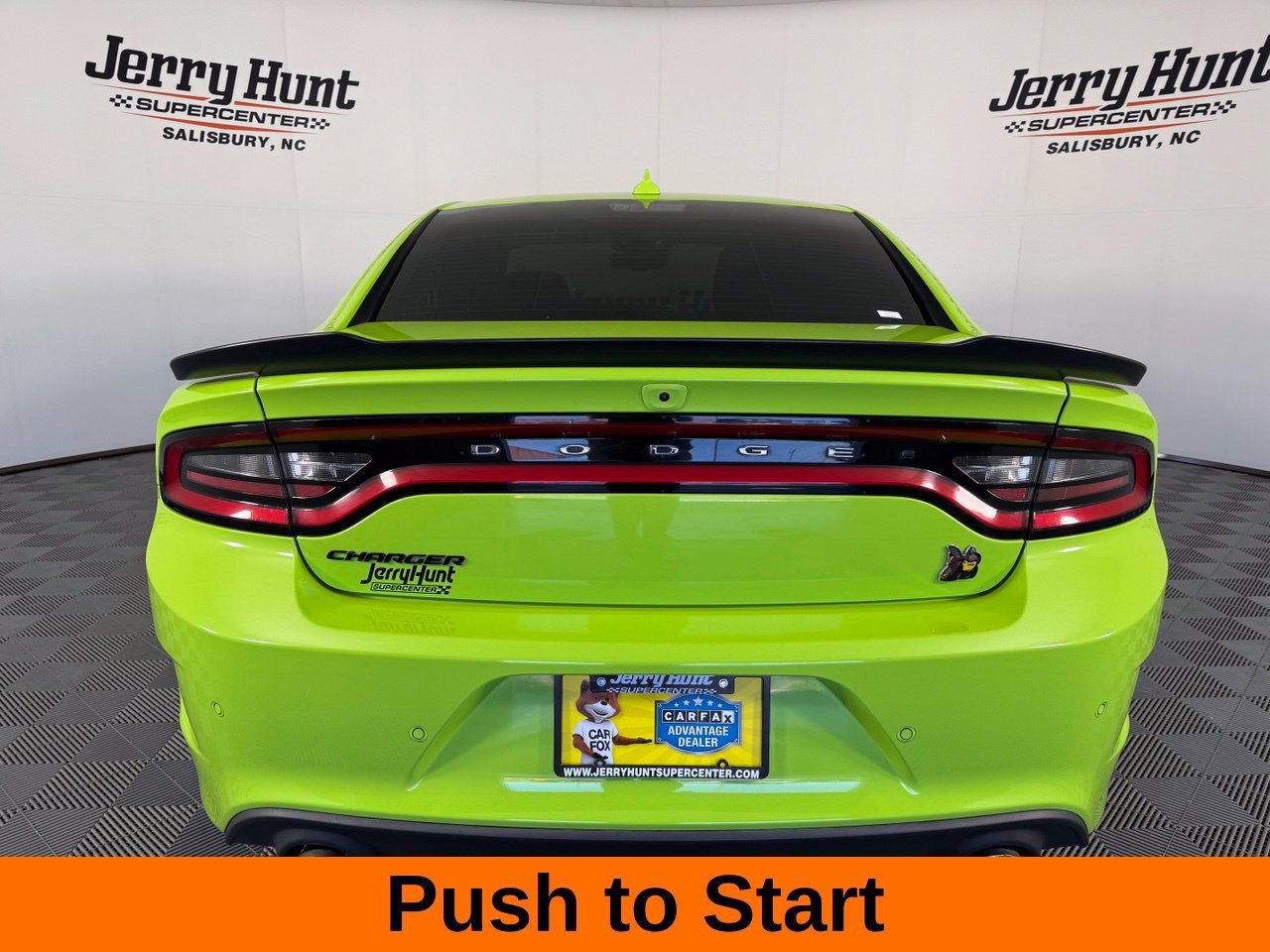 Used 2023 Dodge Charger Scat Pack w/ Dynamics Package RWD image 8