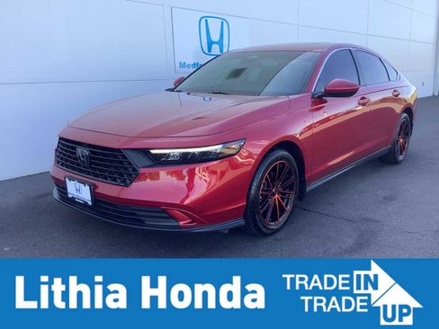 Used 2023 Honda Accord EX image 1