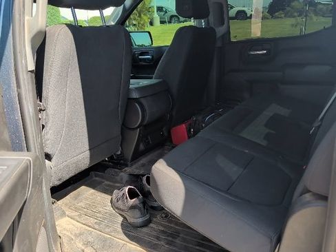 Used 2021 Chevrolet Silverado 1500 Custom Trail Boss AWD/4WD image 14