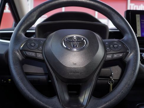 Certified 2025 Toyota Corolla LE image 19