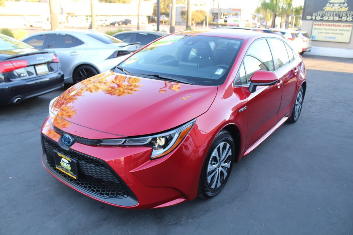 Used 2021 Toyota Corolla LE w/ Carpet Mat Package (TMS) FWD image 4