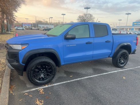 Used 2025 Chevrolet Colorado Trail Boss image 1