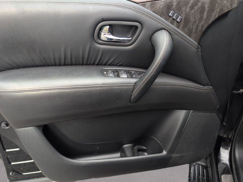 Used 2023 Nissan Armada Platinum w/ Captain's Chairs Package image 17