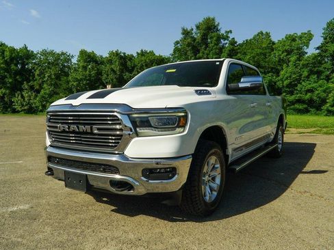 Used 2024 RAM 1500 Laramie AWD/4WD image 6