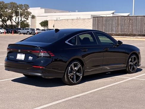 Certified 2025 Honda Accord Sport image 6