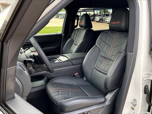 New 2026 Nissan Armada PRO-4X AWD/4WD image 9