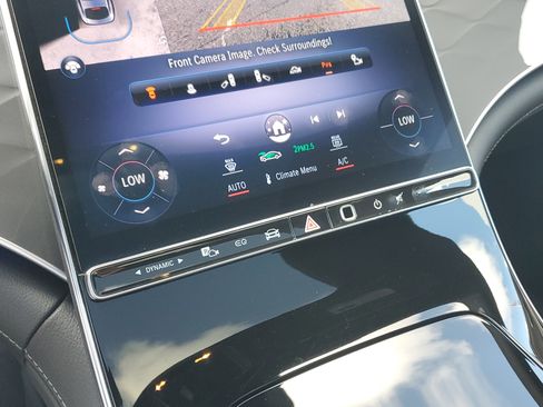 Used 2023 Mercedes-Benz EQS 450+ Sedan image 27