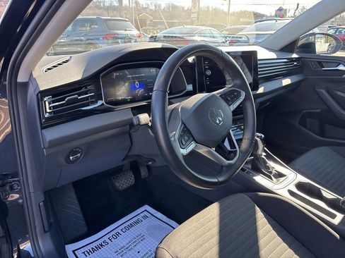 Used 2025 Volkswagen Jetta S image 14