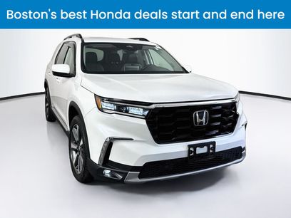 Used 2025 Honda Pilot Touring