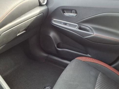 New 2025 Nissan Versa SR image 30