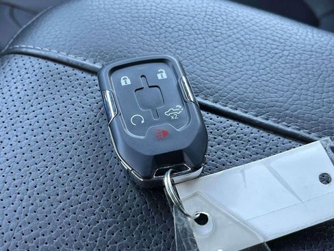 Certified 2023 GMC Sierra 2500 Denali image 39