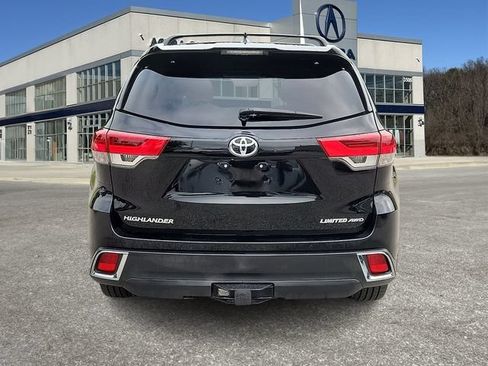 Used 2019 Toyota Highlander Limited AWD/4WD image 5