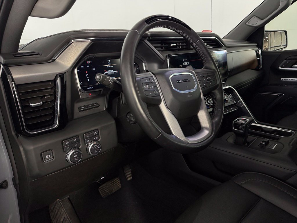 Used 2024 GMC Sierra 1500 Denali AWD/4WD image 14