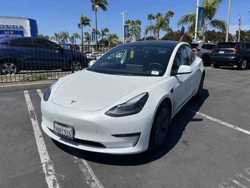 Used 2022 Tesla Model 3 Long Range AWD/4WD image 2