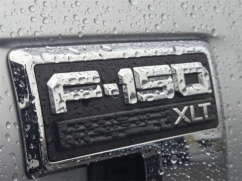 Certified 2024 Ford F150 XLT w/ Mobile Office Package image 5