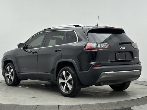 Used 2019 Jeep Cherokee Limited image 5