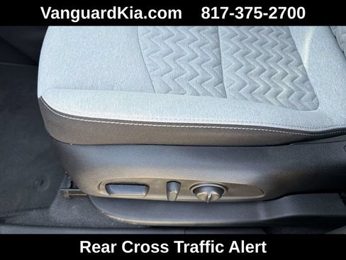 Used 2022 Chevrolet Equinox LS w/ LS Convenience Package FWD image 16