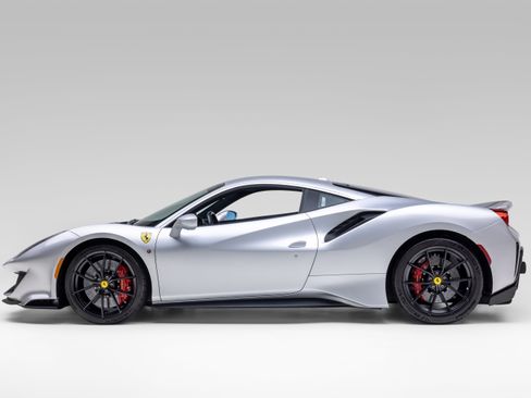 Certified 2020 Ferrari 488 Pista Coupe RWD image 3
