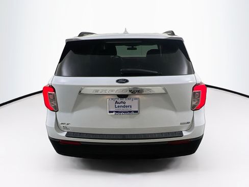 Used 2020 Ford Explorer XLT w/ Comfort Package AWD/4WD image 6